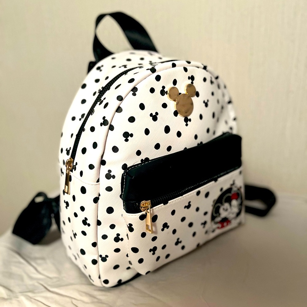 Mickey Mouse backpack purse 🖤🤍